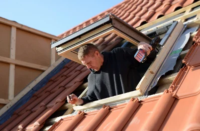 Pose de fenêtres de toit Velux à Péseux